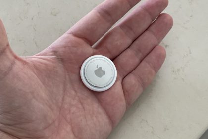 Apple AirTag | תמונה: אלדד מטמון, The Verifier