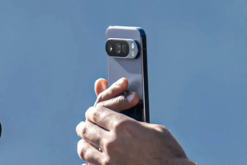 Pixel 10 \ תמונה: שימוש על פי סעיף 27א