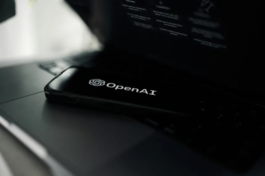 OpenAI / תמונה: Zac Wolff - Unsplash