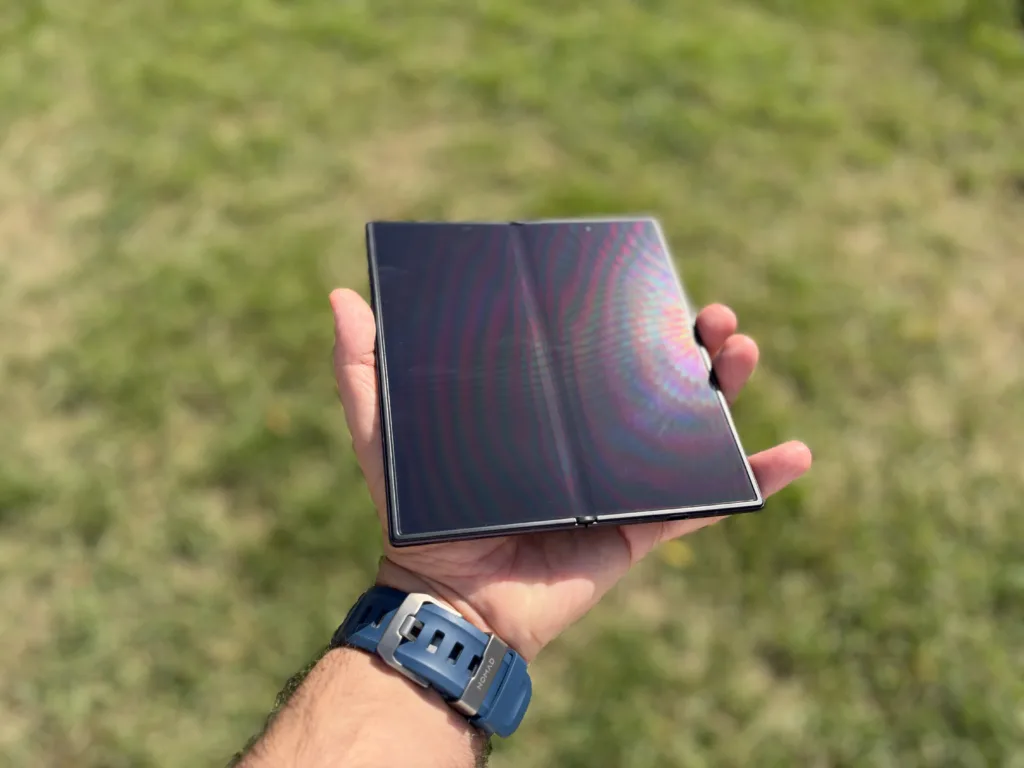 Galaxy Z Fold8 Ultra | תמונה: אלדד מטמון, The Verifier
