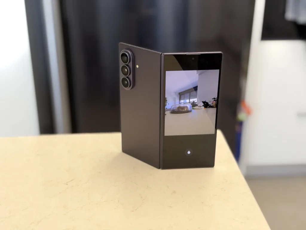 Galaxy Z Fold8 Ultra | תמונה: אלדד מטמון, The Verifier